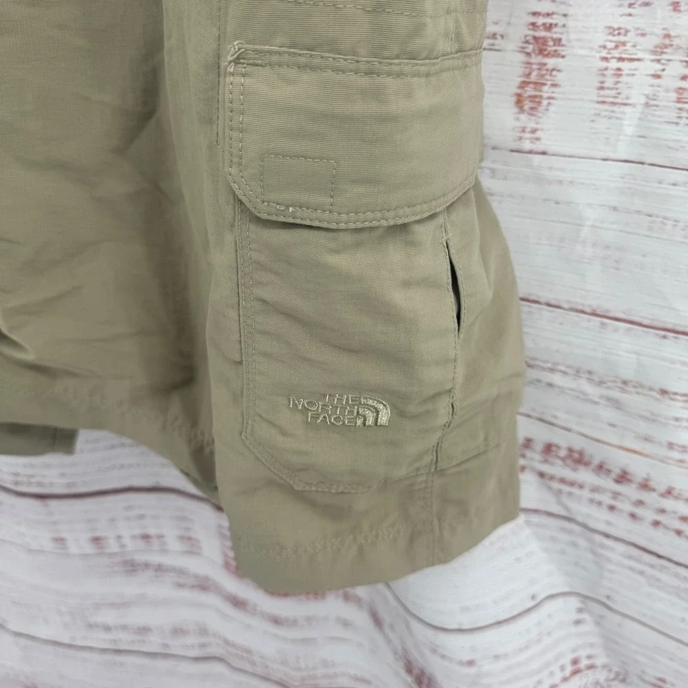 The North Face waist 21
